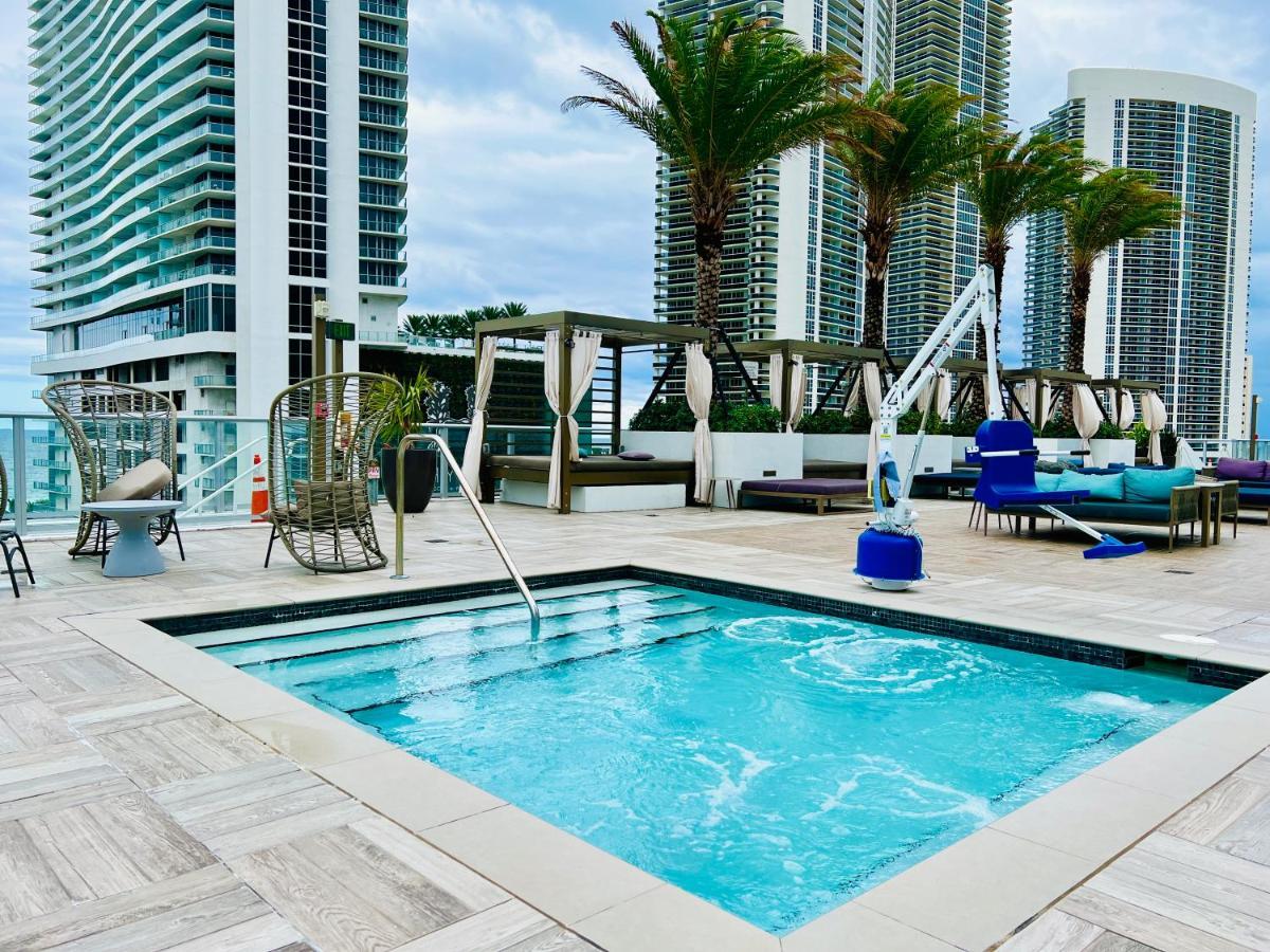 Hyde Beach House - Millionaire 2 Bd 2 Ba Apt, Direct Ocean View, 5 Min Walk To Ocean Hollywood Esterno foto